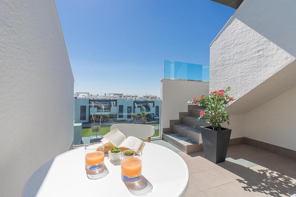 Calle Bullas Topfloor Lejlighed Torrevieja Dış mekan fotoğraf
